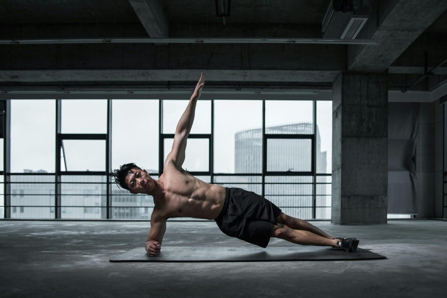 Strong core stability exercises training